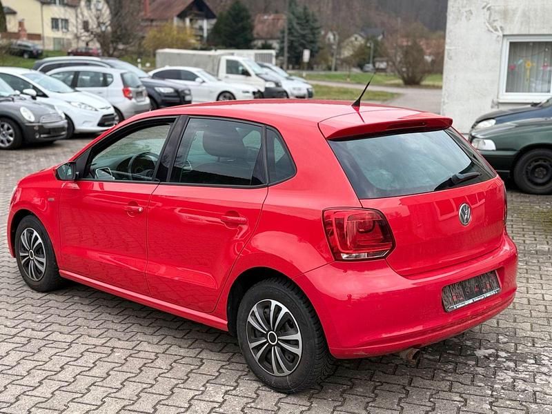 Gebraucht VW Polo Life 90 PS (66 kW) 2013 Rot Kleinwagen