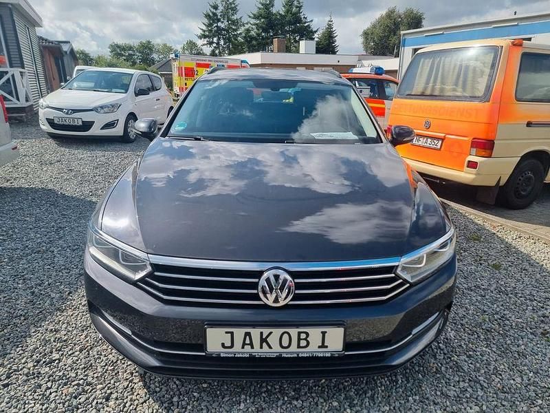 Usata VW Passat Comfortline 150 CV (110 kW) 2017 Grigio Station wagon