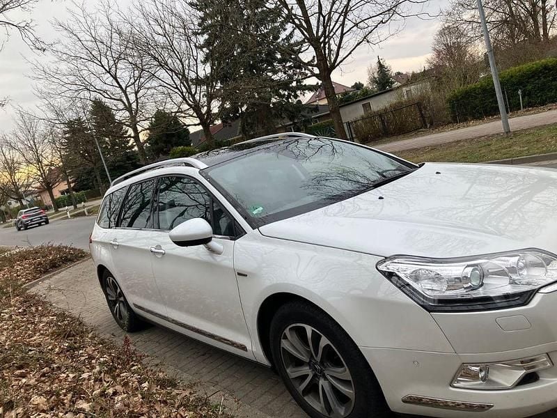 Gebraucht Citroën C5 Exclusive 181 PS (133 kW) 2016 Weiß Kombi