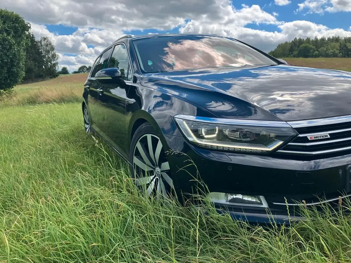 Gebraucht VW Passat Comfortline 190 PS (139 kW) 2015 Schwarz Kombi