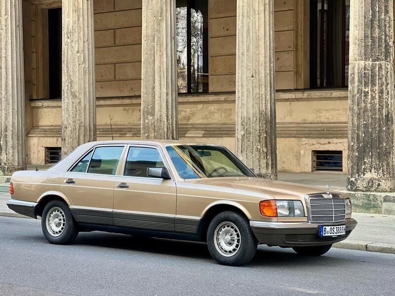 Gold Gebraucht 1981 Mercedes S280 SE Limousine | 8.000 € - Bild 1/4