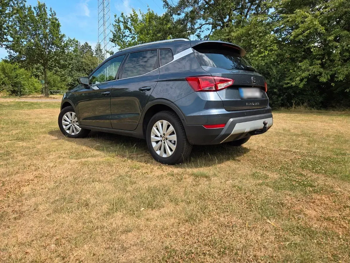Gebraucht Seat Arona XCELLENCE 116 PS (85 kW) 2019 Grau SUV