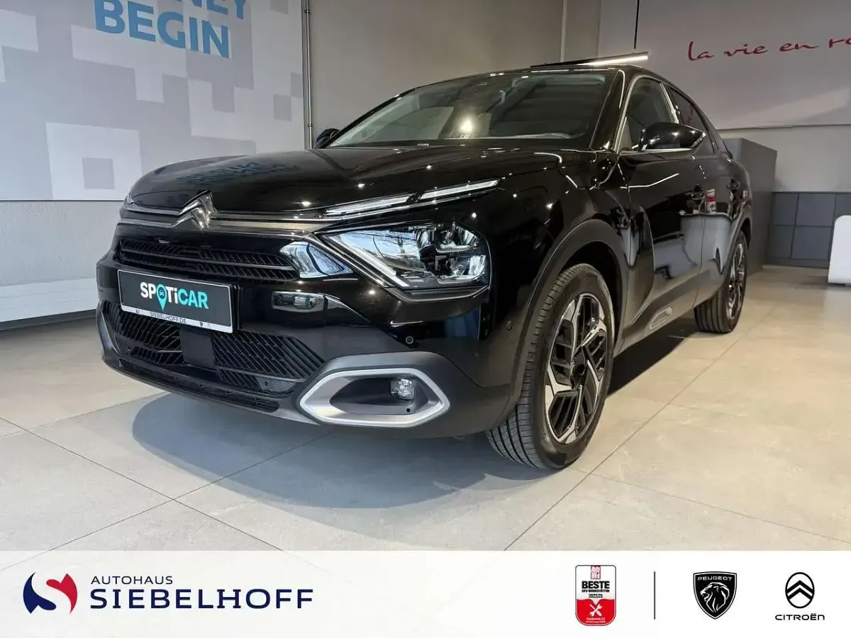 Gebraucht Citroën C4 PureTech 131 PS (96 kW) 2023 Perlanera schwarz SUV