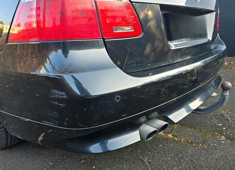 Gebraucht BMW 525 197 PS (144 kW) 2009 Schwarz Kombi