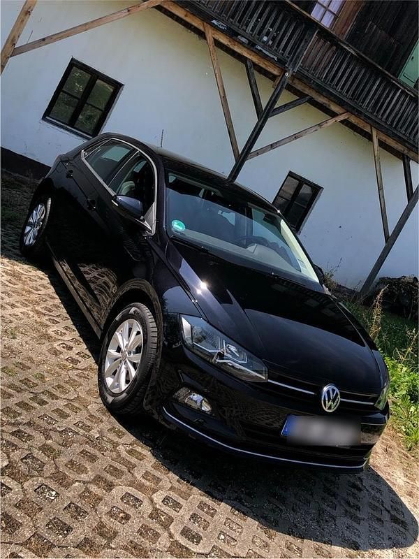 Gebraucht VW Polo Highline 110 PS (80 kW) 2020 Schwarz Kleinwagen