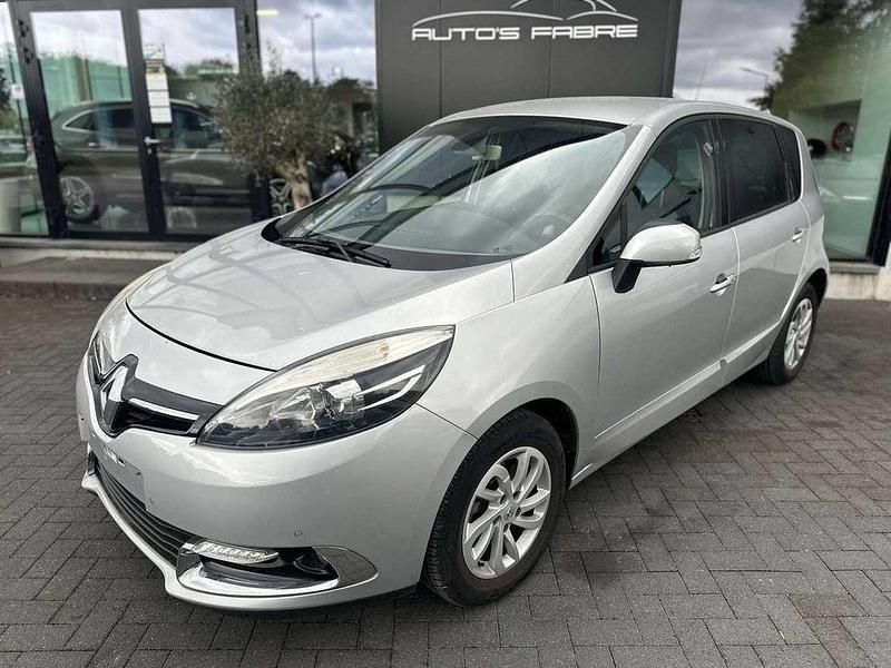 Silber Gebraucht 2014 Renault Scénic III Dynamique Van / Kleinbus | 4.899 € (Guter Preis) - Bild 1/4