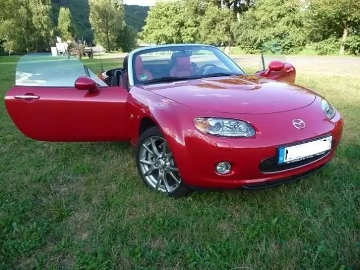 Gebraucht Mazda MX5 126 PS (92 kW) 2007 Rot Cabrio