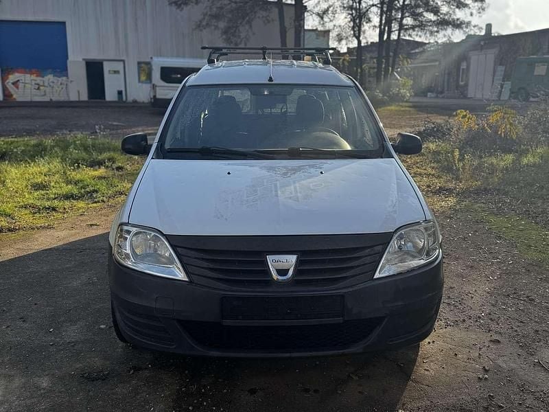 Weiß Gebraucht 2009 Dacia Logan MCV Kombi | 1.500 € (Fairer Preis) - Bild 1/4