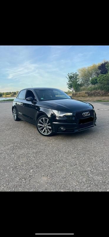 Schwarz Gebraucht 2013 Audi A1 Sportback Admired Kleinwagen | 9.250 € (Fairer Preis) - Bild 1/4