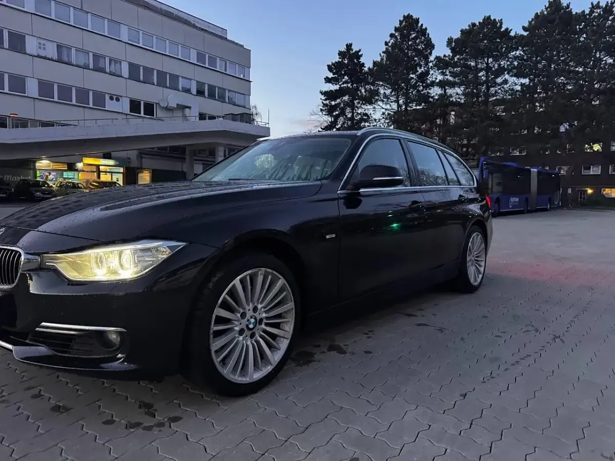 Gebraucht BMW 335 313 PS (230 kW) 2015 Schwarz Limousine