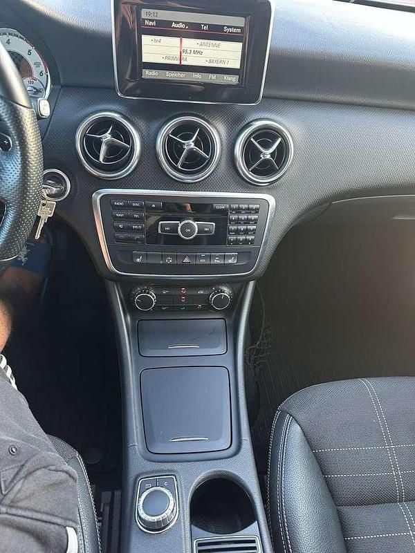 Gebraucht 2014 Mercedes A200 AMG line Limousine | 9.000 € (Superpreis) - Bild 1/4