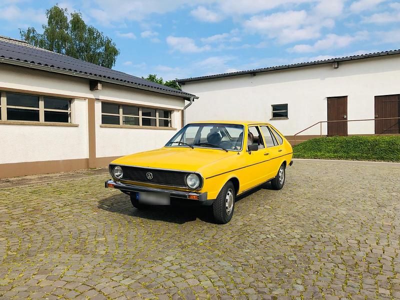 Gebraucht VW Passat 55 PS (40 kW) 1977 Gelb Coupé