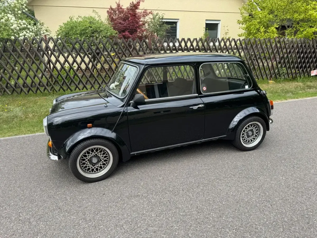 Gebraucht Mini 1000 41 PS (30 kW) 1990 Schwarz Kleinwagen