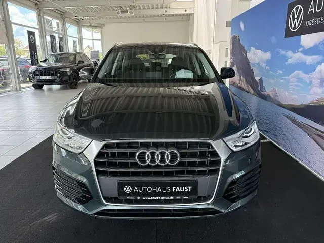 Gebraucht Audi Q3 Sport 150 PS (110 kW) 2017 Grün metallic SUV