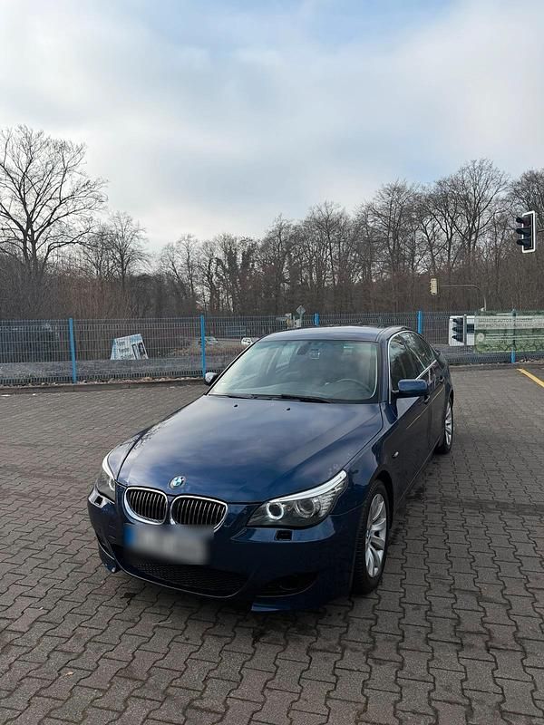 Blau Gebraucht 2008 BMW 530 Limousine | 5.300 € (Guter Preis) - Bild 1/4
