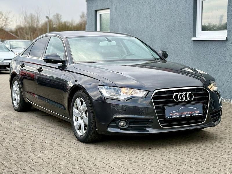Gebraucht Audi A6 Comfort 179 PS (131 kW) 2012 Grau Limousine