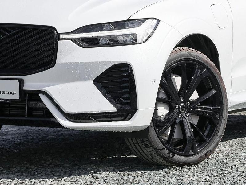 Nowe Volvo XC60 Plus 310 KM (228 kW) 2026 Biały SUV