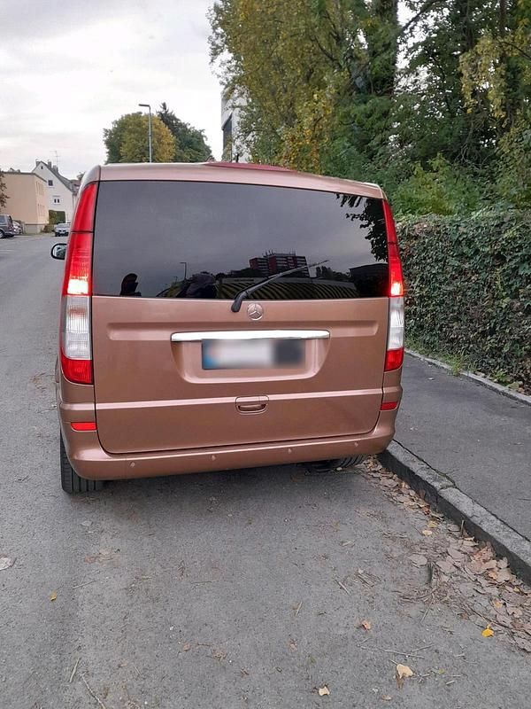 Gebraucht Mercedes Viano 238 PS (175 kW) 2006 Silber Van / Kleinbus