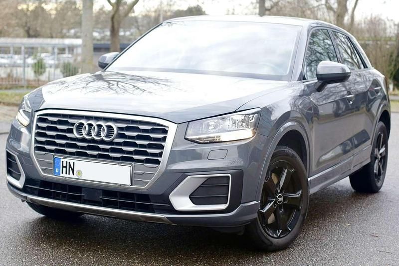Gebraucht Audi Q2 Sport 116 PS (85 kW) 2018 Grau SUV
