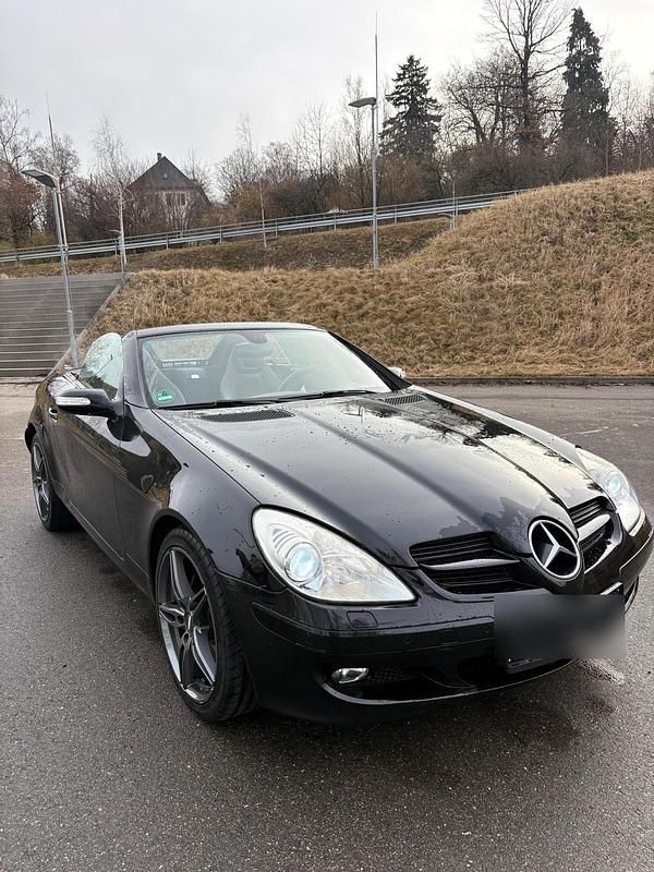Gebraucht Mercedes SLK280 231 PS (169 kW) 2007 Schwarz Cabrio