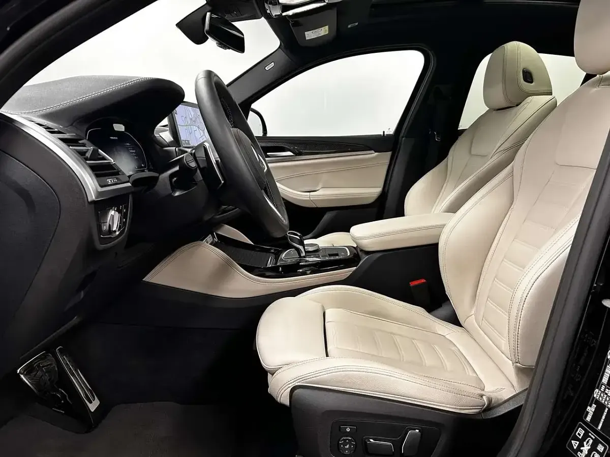 Gebraucht BMW X4 M M Sport 340 PS (250 kW) 2025 Saphirschwarz SUV