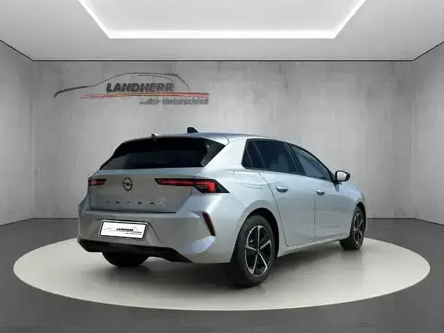 Gebraucht Opel Astra 2024 Silber Kleinwagen
