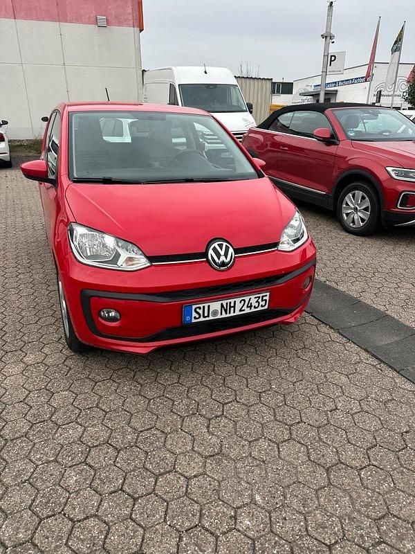 Rot Gebraucht 2019 VW up! Kleinwagen | 7.000 € (Guter Preis) - Bild 1/3