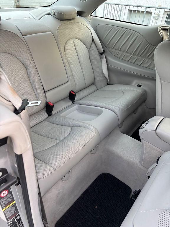 Gebraucht Mercedes CLK320 Elegance 260 PS (191 kW) 2005 Grau Coupé