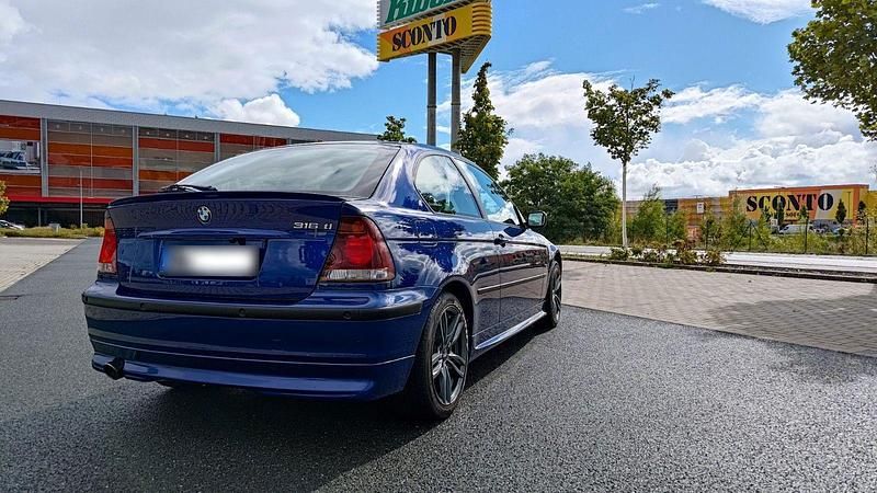 Gebraucht BMW 316 116 PS (85 kW) 2003 Violet Coupé