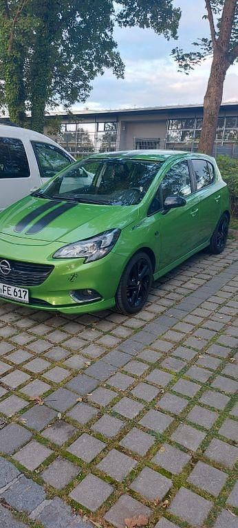 Gebraucht Opel Corsa Innovation 101 PS (74 kW) 2015 Grün Kleinwagen
