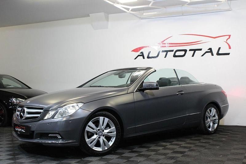 Gebraucht Mercedes E250 204 PS (150 kW) 2011 Silber Cabrio