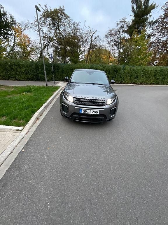 Grau Gebraucht 2018 Land Rover Range Rover evoque Landmark SUV | 17.499 € - Bild 1/4