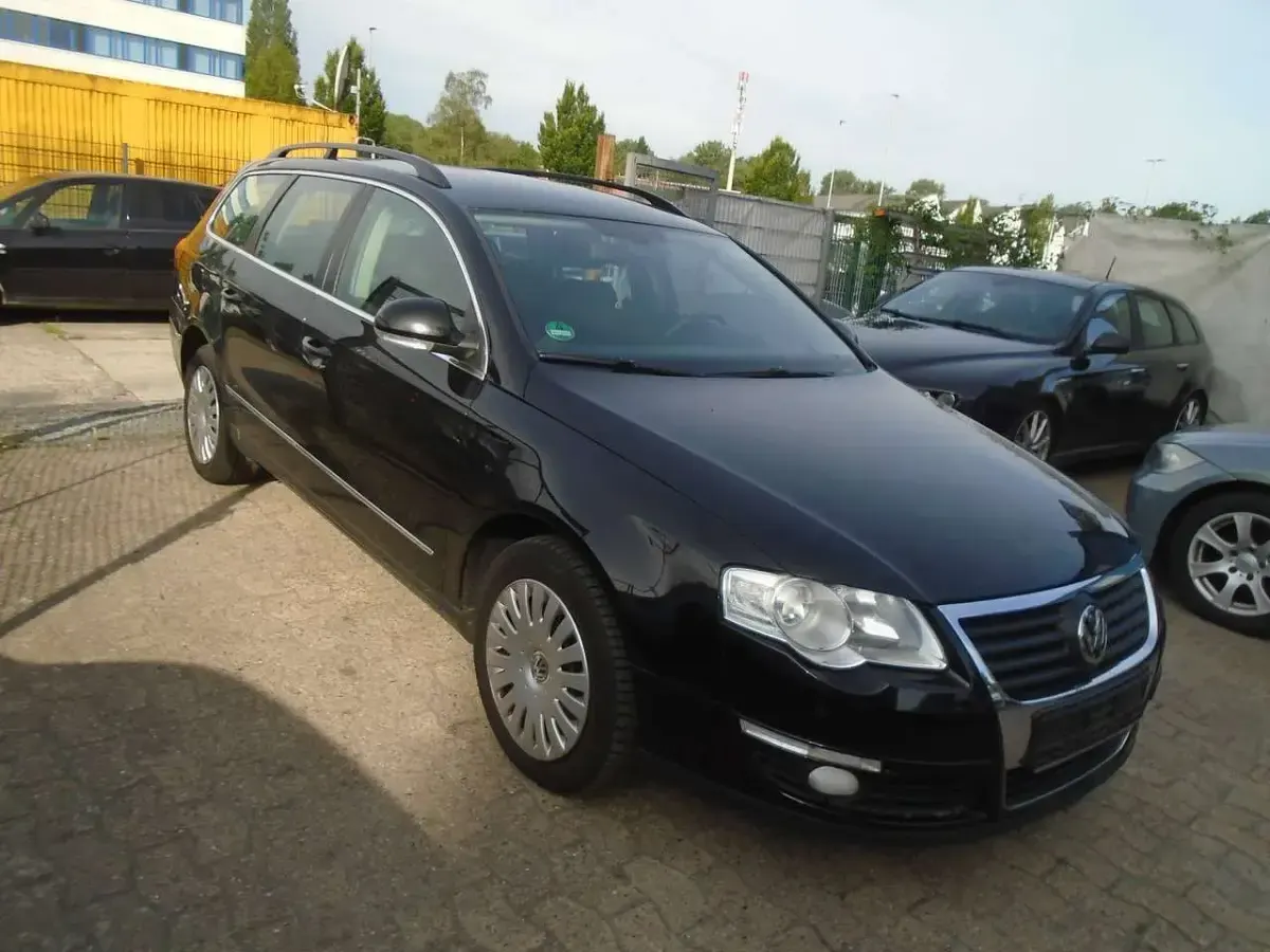 Gebraucht VW Passat 170 PS (125 kW) 2009 Ninja black Kombi