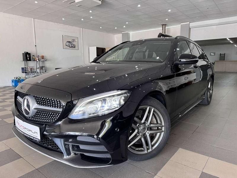 Schwarz/baltic black Gebraucht 2019 Mercedes C300 AMG line Kombi | 23.900 € (Guter Preis) - Bild 1/4
