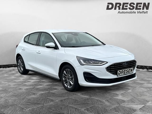 Gebraucht Ford Focus Titanium 125 PS (91 kW) 2023 Weiss Limousine