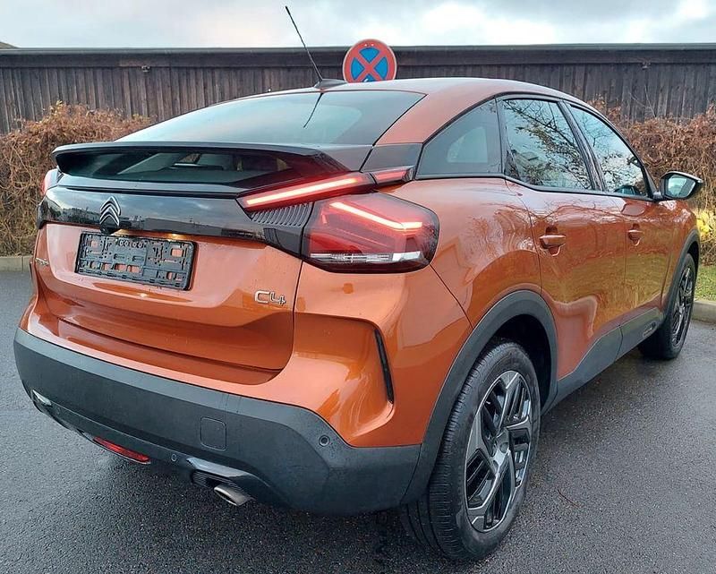 Gebraucht Citroën C4 Feel 131 PS (96 kW) 2022 Orange Limousine