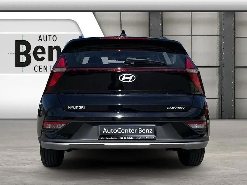 Uusi Hyundai Bayon Select 99 HP (72 kW) 2026 Musta Katumaasturi