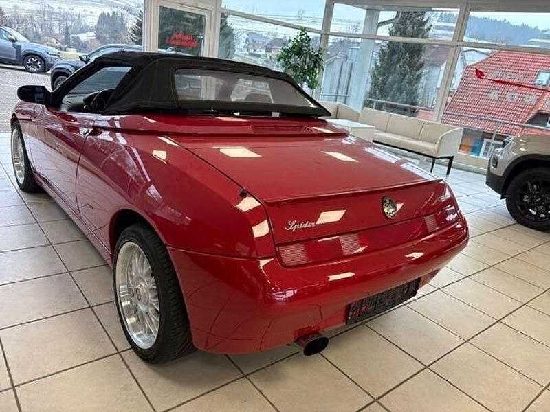 Gebraucht Alfa Romeo Spider 155 PS (114 kW) 2001 Rot Cabrio
