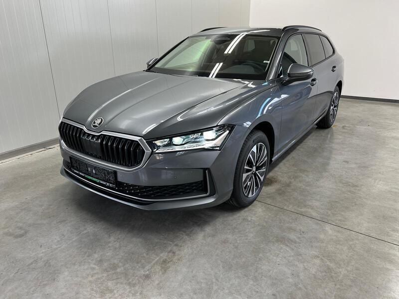 Gebraucht Skoda Superb Selection 193 PS (141 kW) 2022 Schwarz Kombi