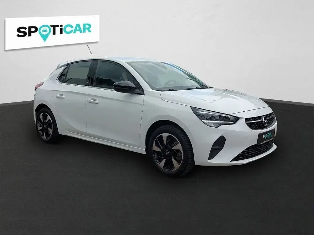 Usata Opel Corsa-e Elegance 100 kW (136 CV) 2022 Bianco Utilitaria