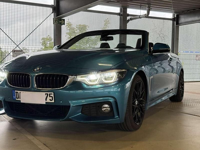 Blau Gebraucht 2018 BMW 420 M Sport Cabrio | 27.950 € (Fairer Preis) - Bild 1/4