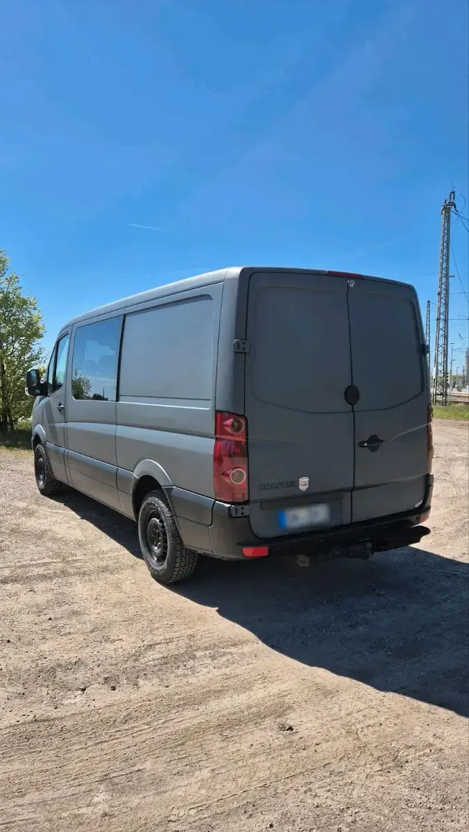 Gebraucht VW Crafter 163 PS (119 kW) 2009 Grau Van
