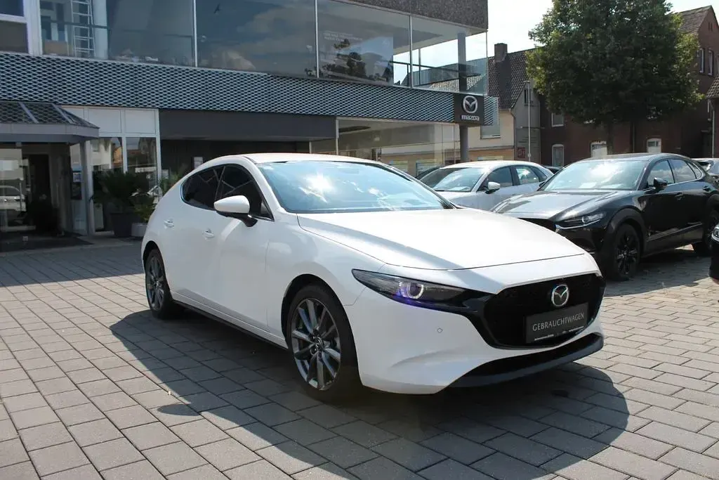 Gebraucht Mazda 3 Exclusive-Line 140 PS (102 kW) 2025 Weiß Limousine