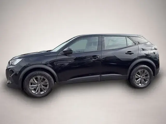 Gebraucht Peugeot 2008 Active 101 PS (74 kW) 2021 Schwarz SUV