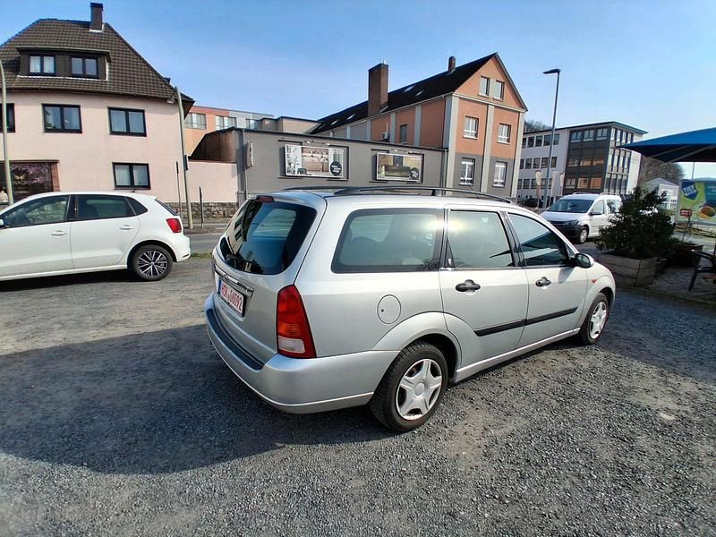 Gebraucht Ford Focus 100 PS (73 kW) 2001 Kombi