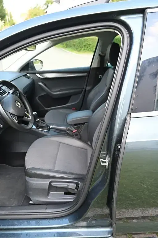 Gebraucht VW Golf VIII Life 131 PS (96 kW) 2023 Silber Kombi