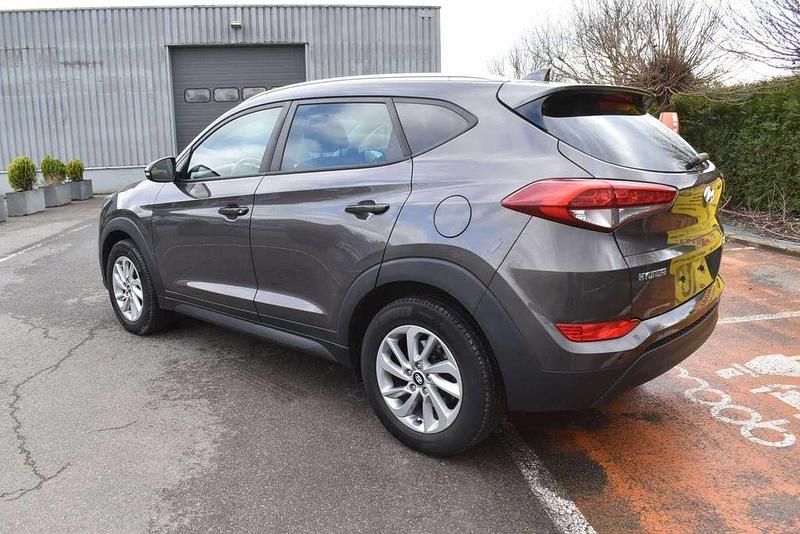 Gebraucht Hyundai Tucson Edition 116 PS (85 kW) 2018 Grau SUV