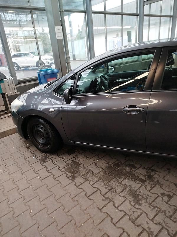 Gebraucht Toyota Auris 126 PS (92 kW) 2007 Grau Kleinwagen