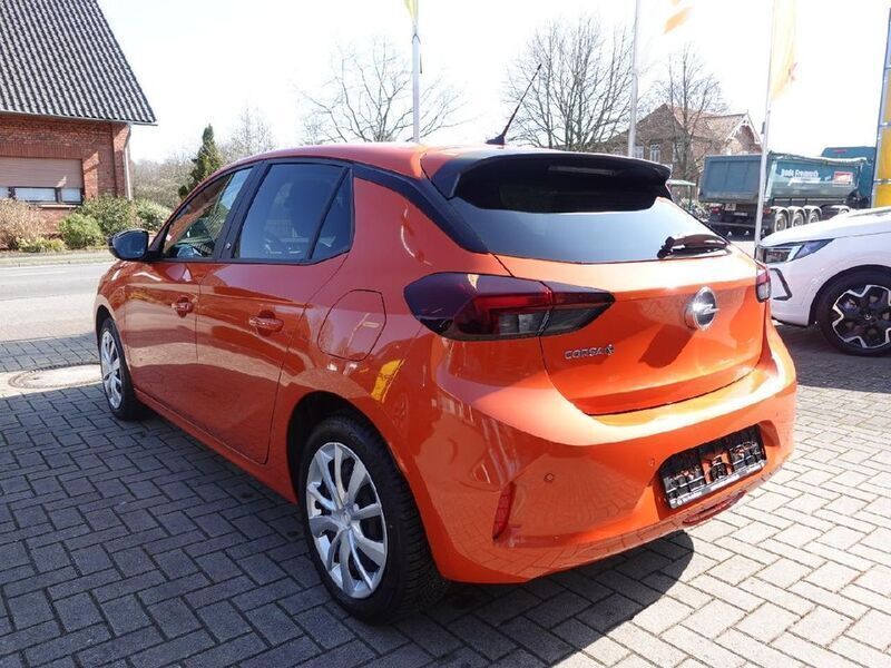 Gebraucht Opel Corsa-e Edition 100 kW (136 PS) 2022 Power orange (power orange) Kleinwagen