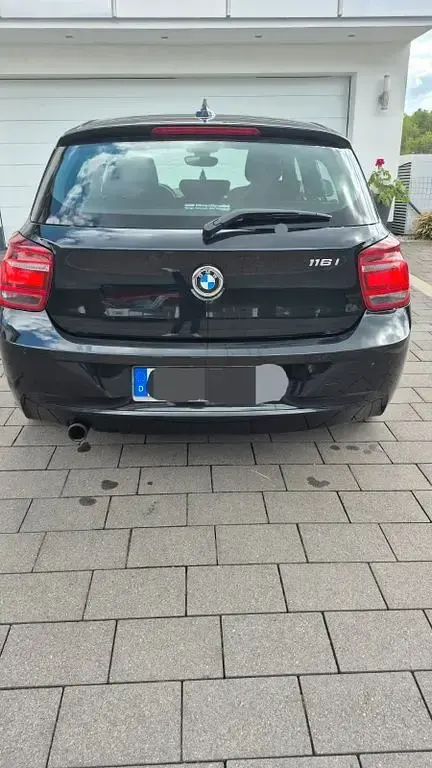 Gebraucht BMW 116 Sport Line 136 PS (100 kW) 2012 Schwarz Kleinwagen